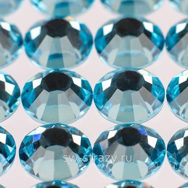 YHB 28 ss30 Aqua Bohemica HF 105