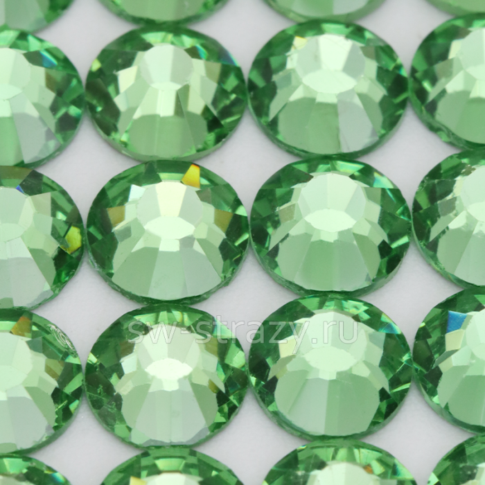 YHB 28 ss30 Peridot F 113