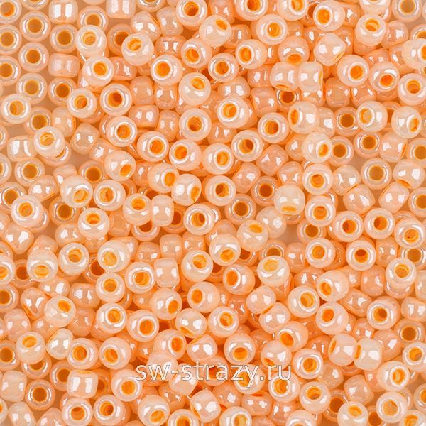 Бисер круглый 11/0 #0904 Бледно-оранжевый/Перламутровый